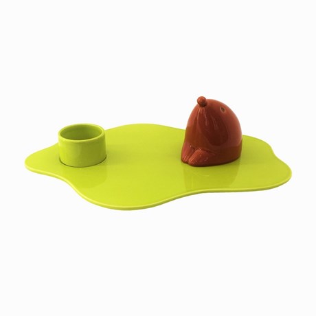 Vassoio verde con talpa-cupola marrone in ceramica